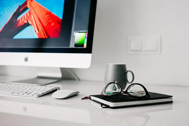 Cómo la tecnología está redefiniendo los espacios de trabajo